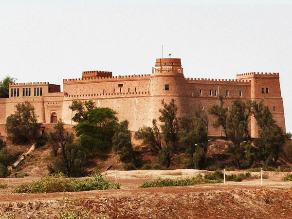 کاخ آپادانا بنای معماری پارسی