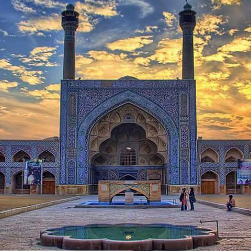 سیر تحول معماری مسجد جامع اصفهان در طول تاریخ